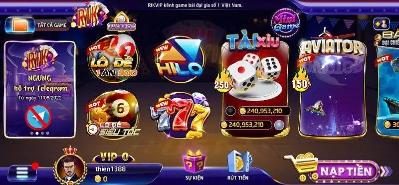 Giao diện của cổng game được thiết kế cuốn hút giữa tím và xanh
